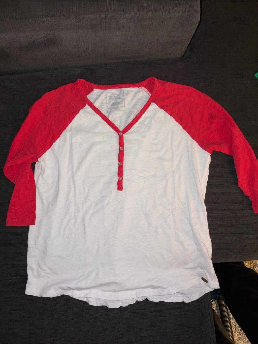 Women’s roots size medium